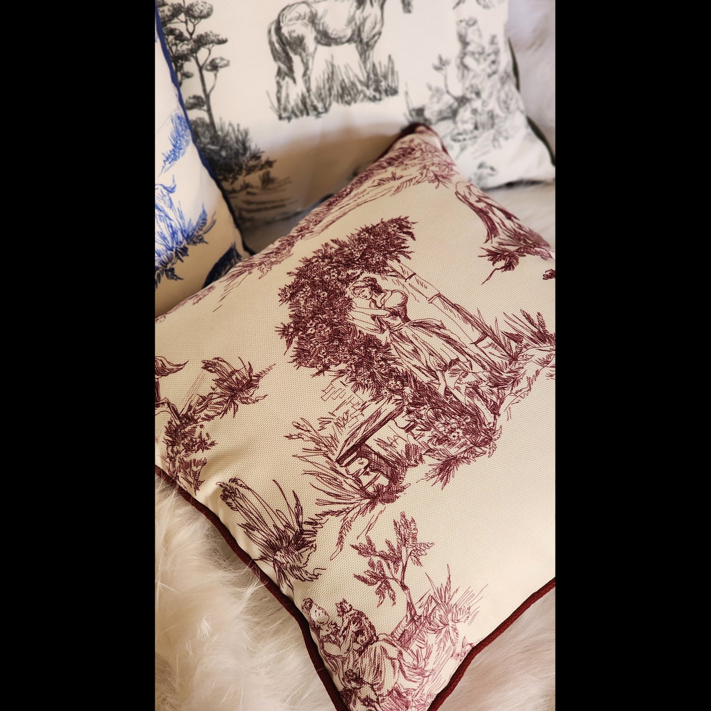 Mariah Pillow