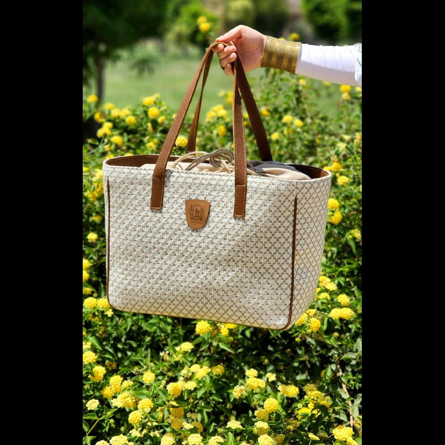 Equi-Bella Picnic Bag